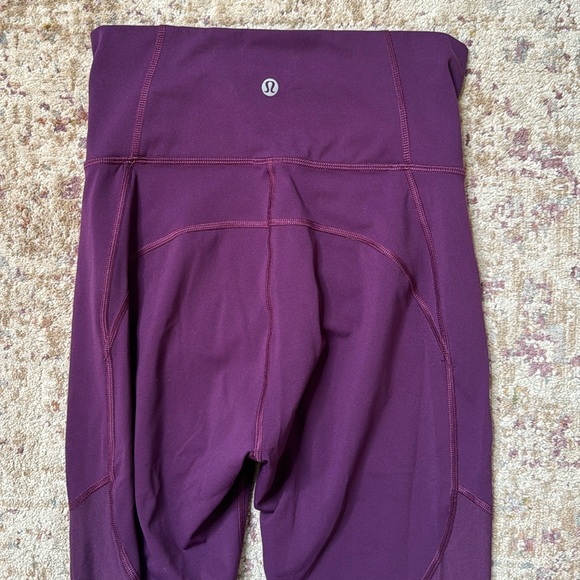 Lululemon Mesh Panel High Rise Legging - Picture 7 of 9